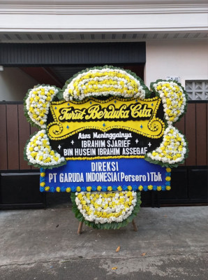 Papan Bunga Duka di Tahuna Timur